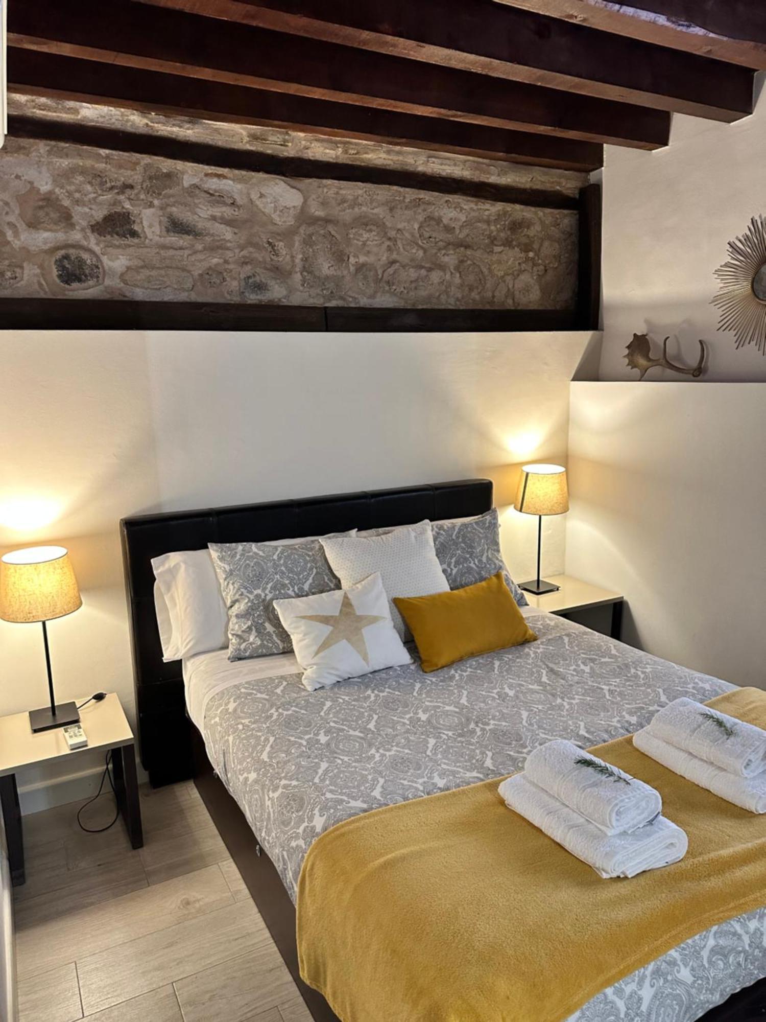 Apartamento San Pedro Toledo Eksteriør billede